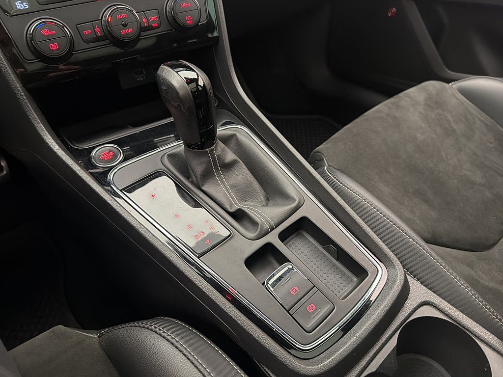 Vehicle Image 26