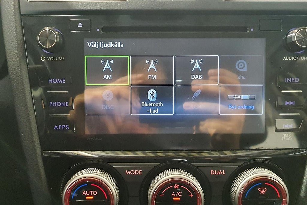 Vehicle Image 24