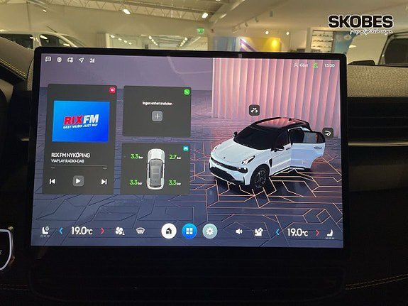 Vehicle Image 13