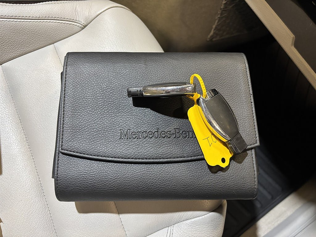 Vehicle Image 27