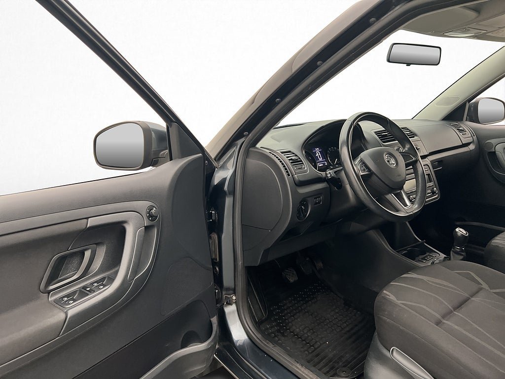 Vehicle Image 11