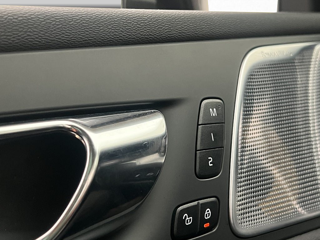 Vehicle Image 34