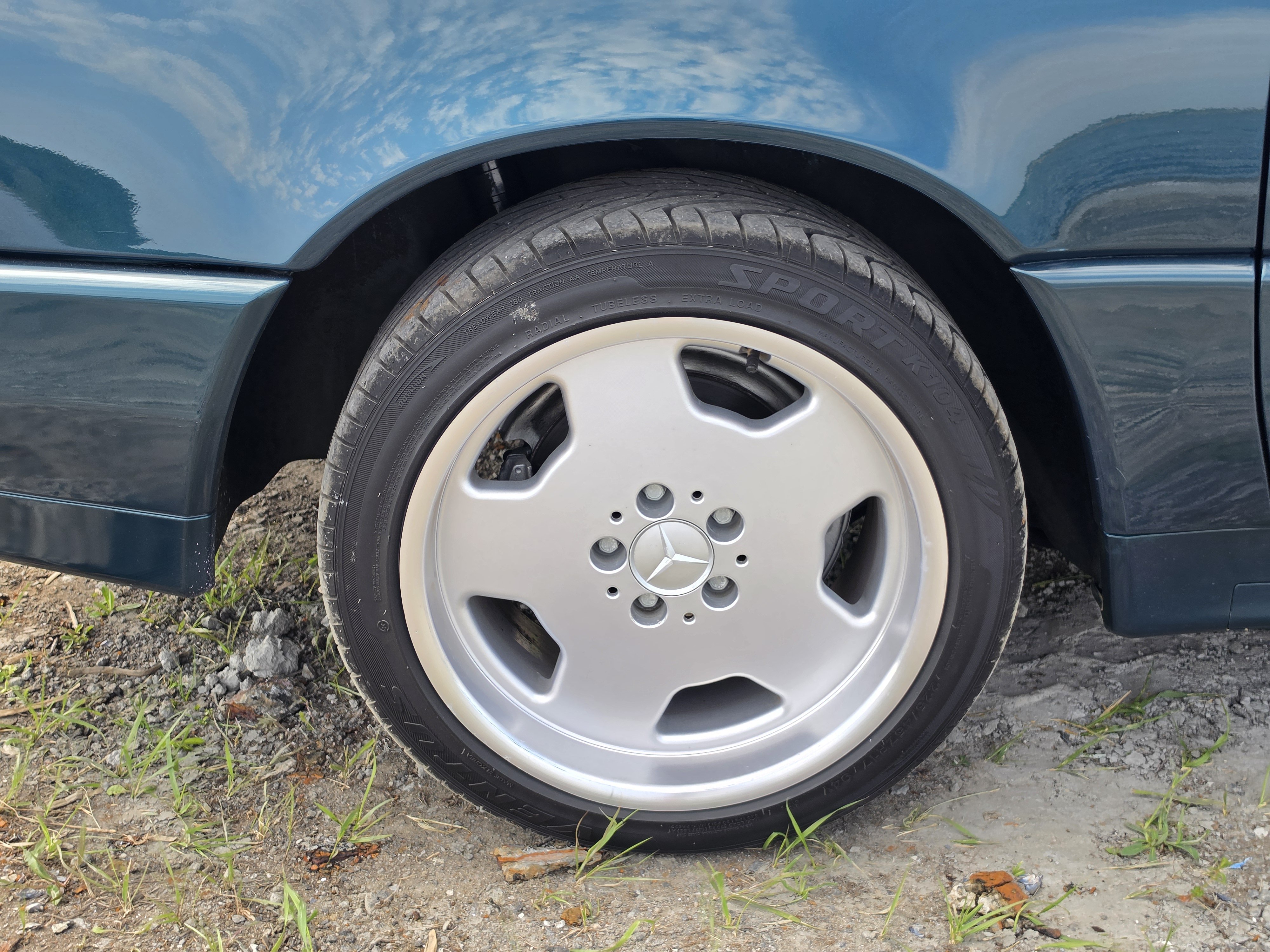 Vehicle Image 11