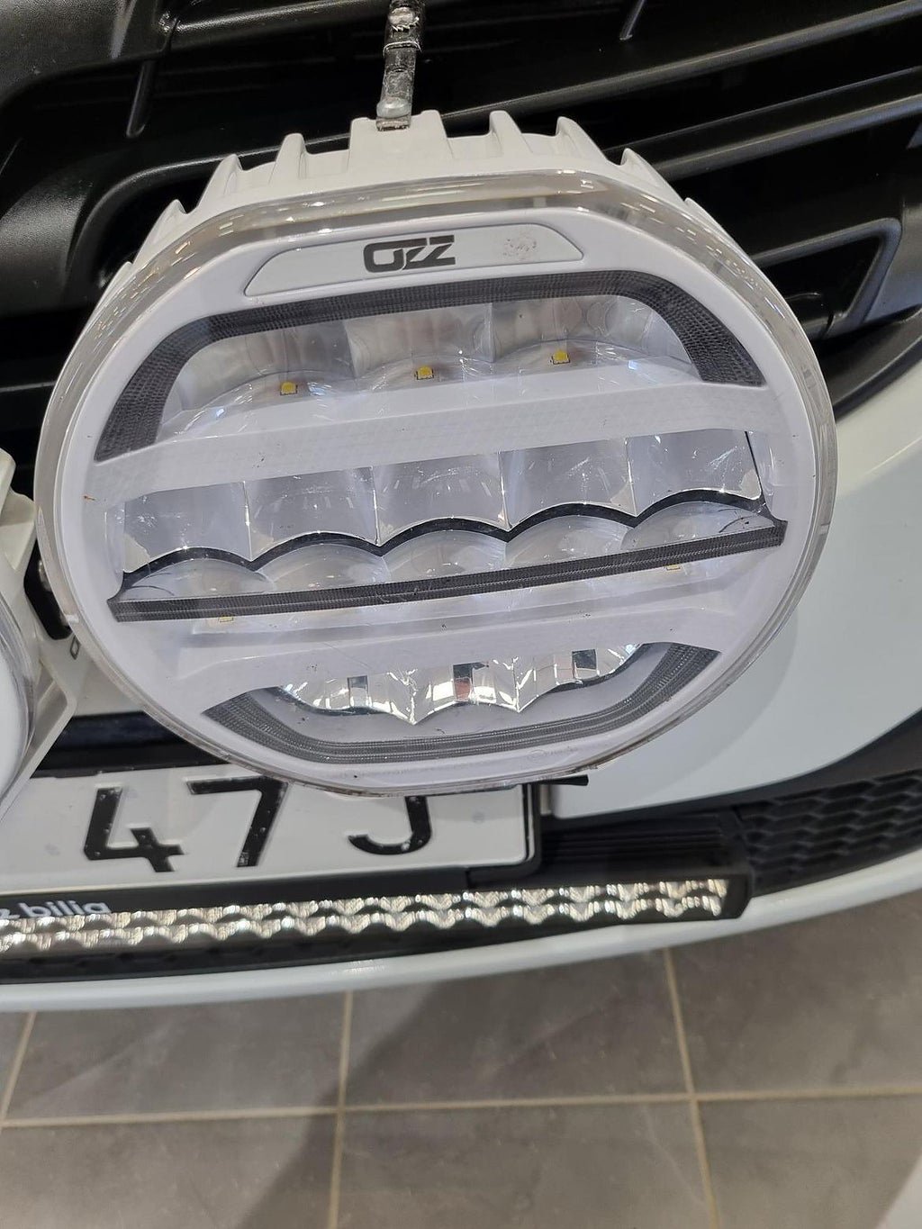 Vehicle Image 10