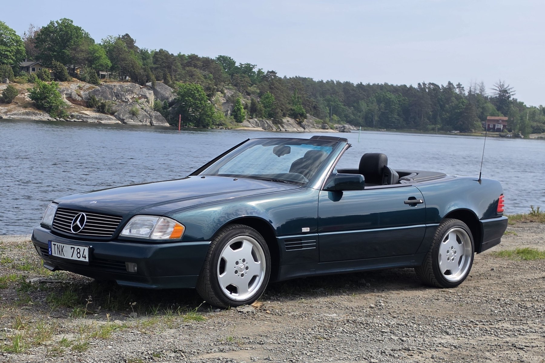 Vehicle Image 23