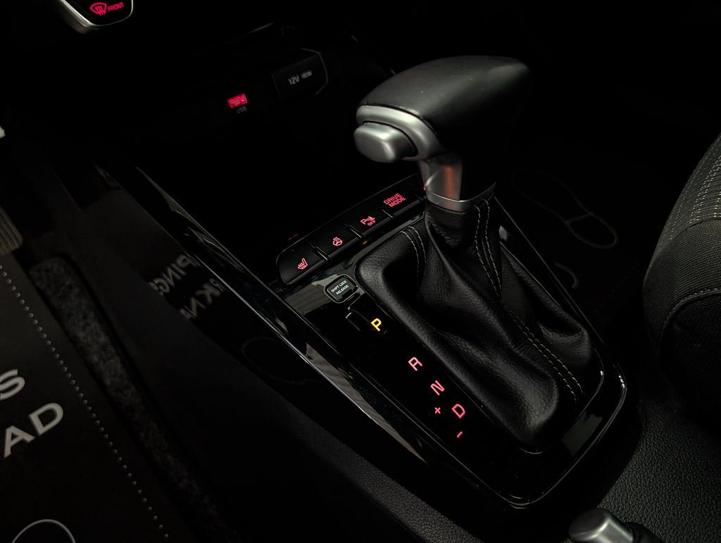 Vehicle Image 12