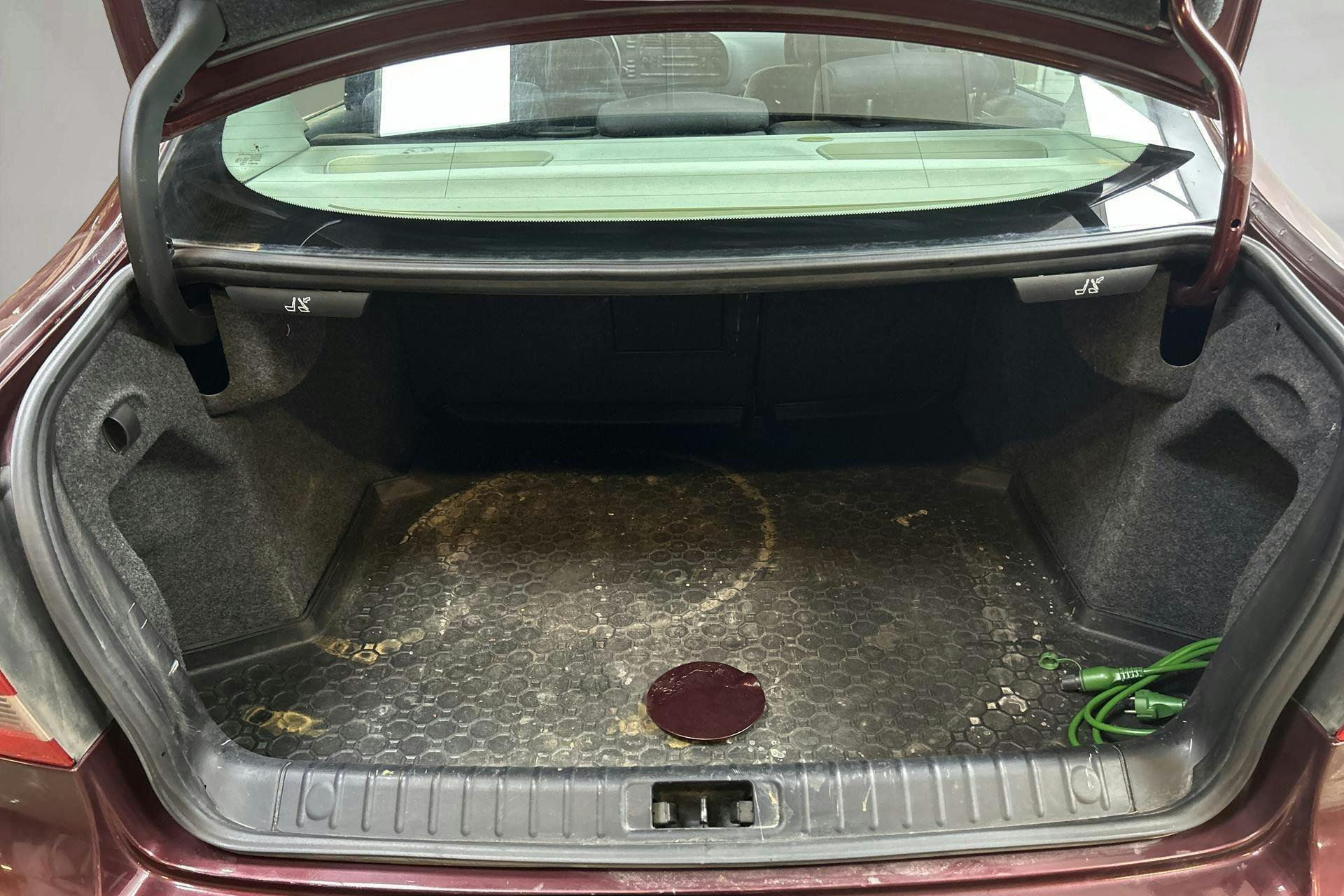 Vehicle Image 9