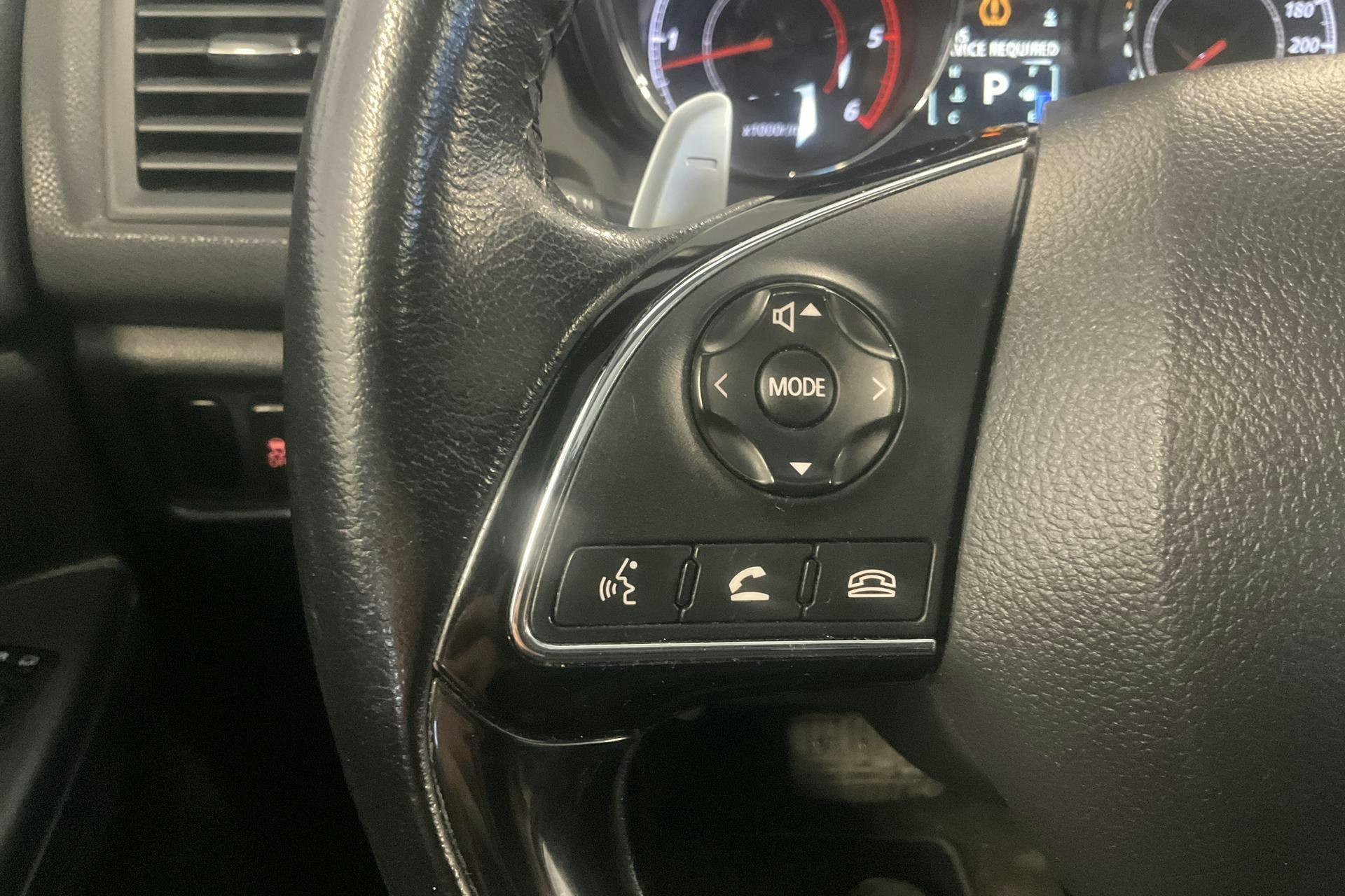 Vehicle Image 13