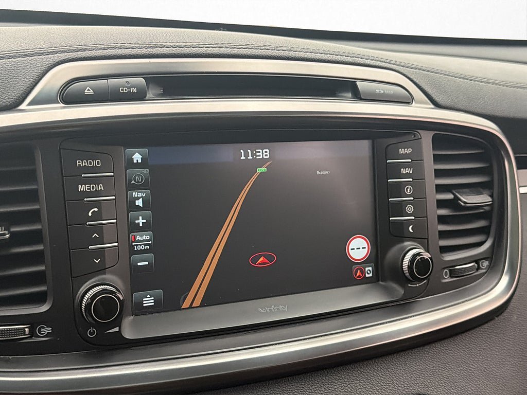 Vehicle Image 24