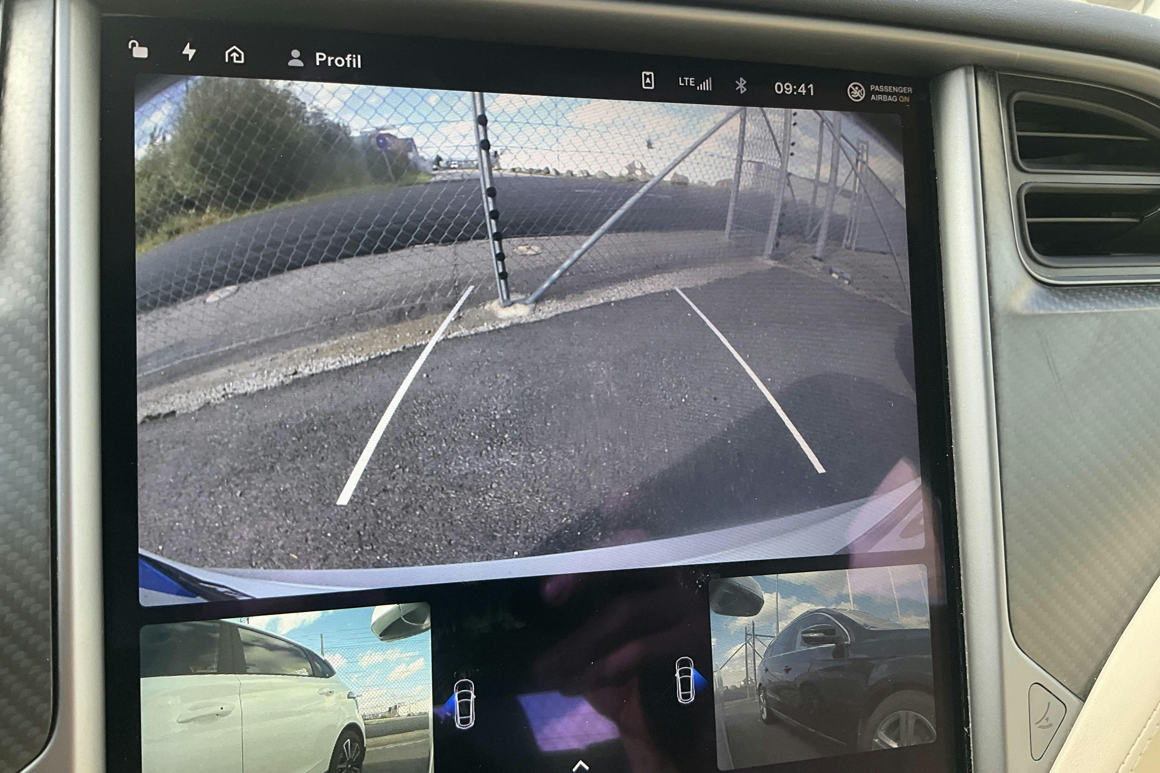 Vehicle Image 13