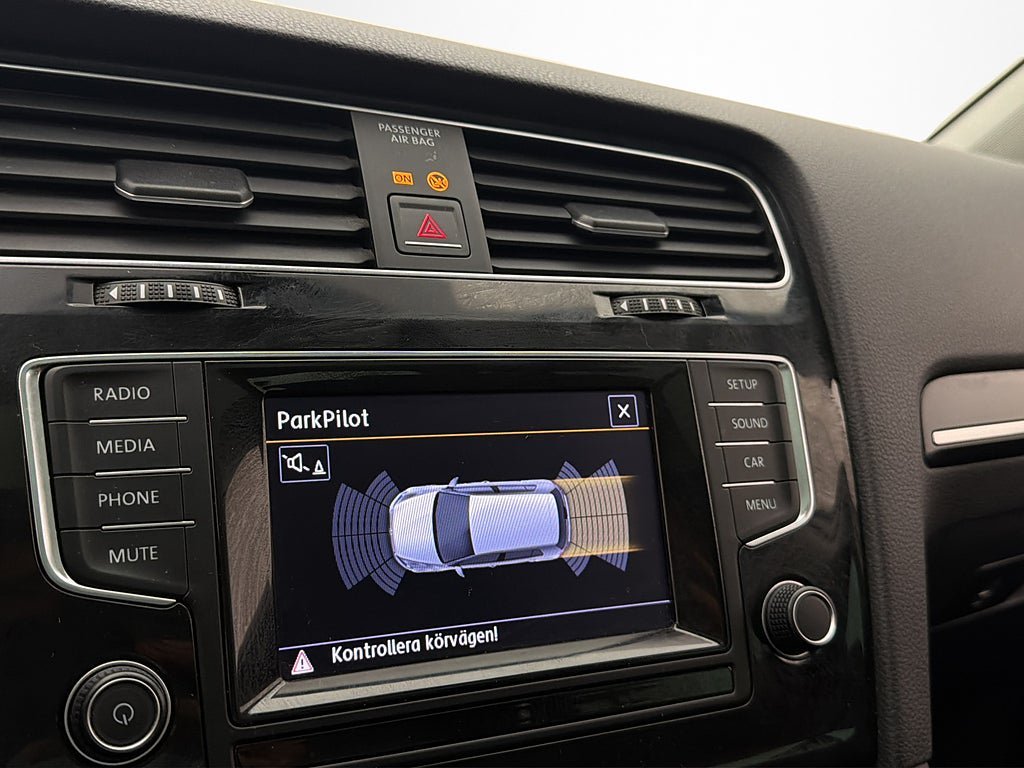Vehicle Image 19