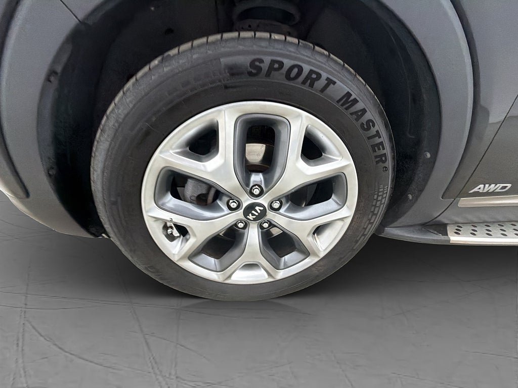Vehicle Image 35