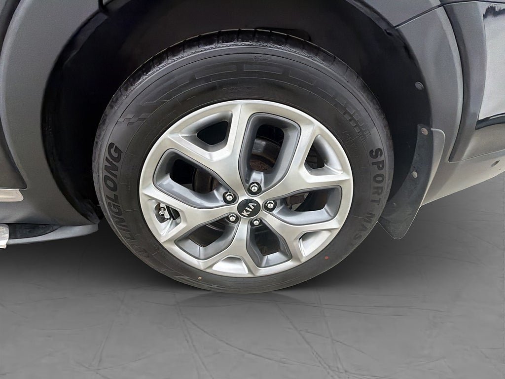 Vehicle Image 36