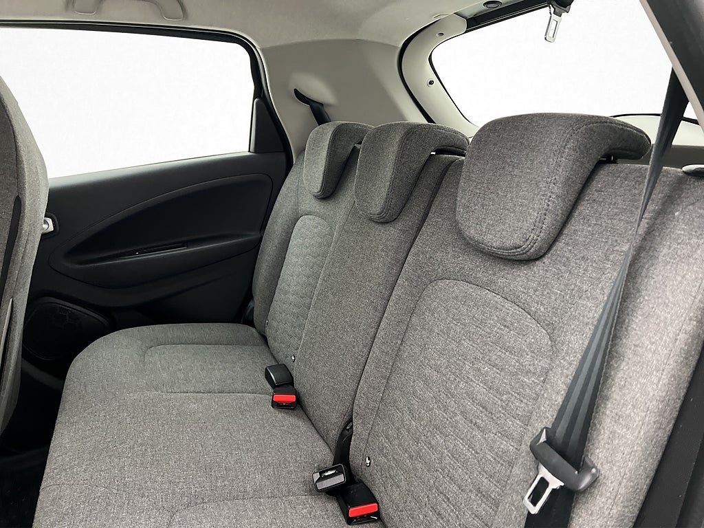 Vehicle Image 23