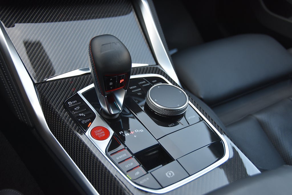 Vehicle Image 25