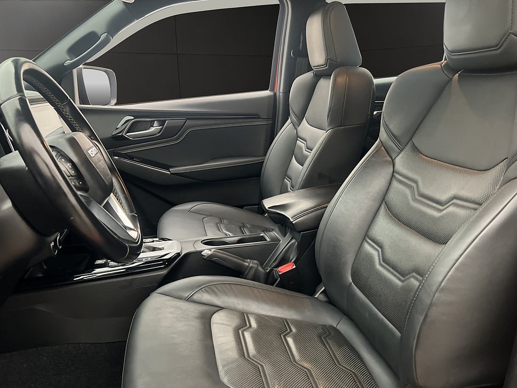 Vehicle Image 15
