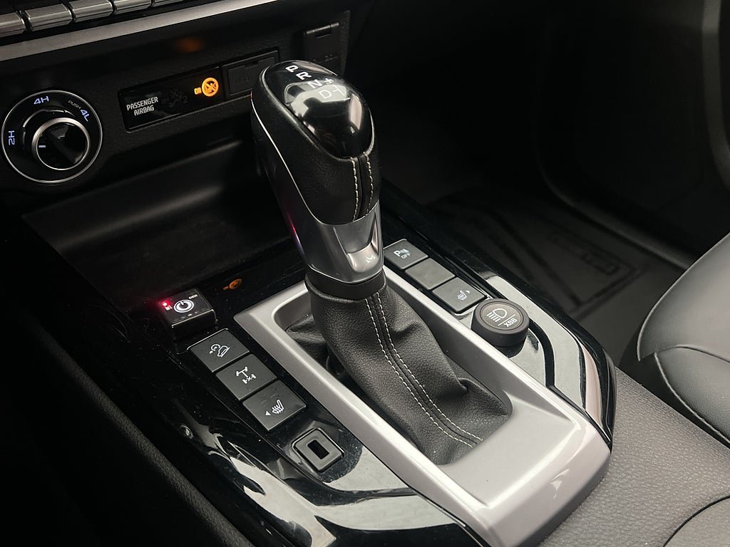 Vehicle Image 27