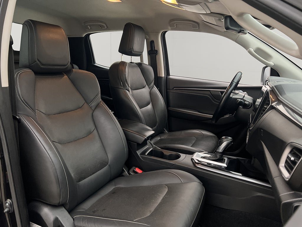Vehicle Image 30