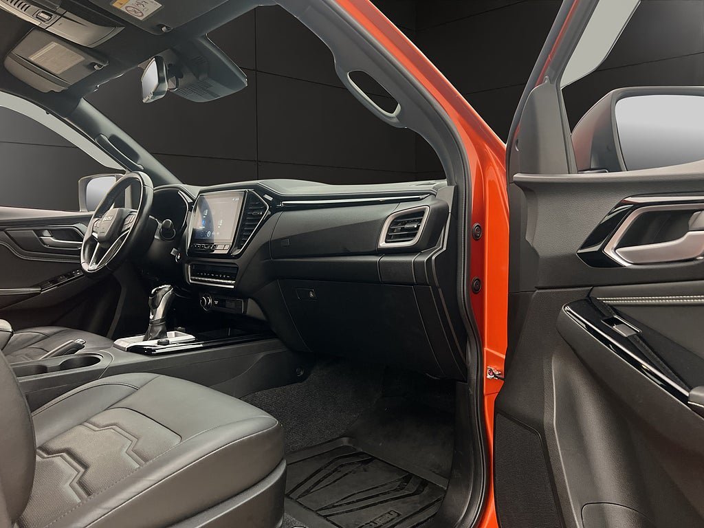 Vehicle Image 32