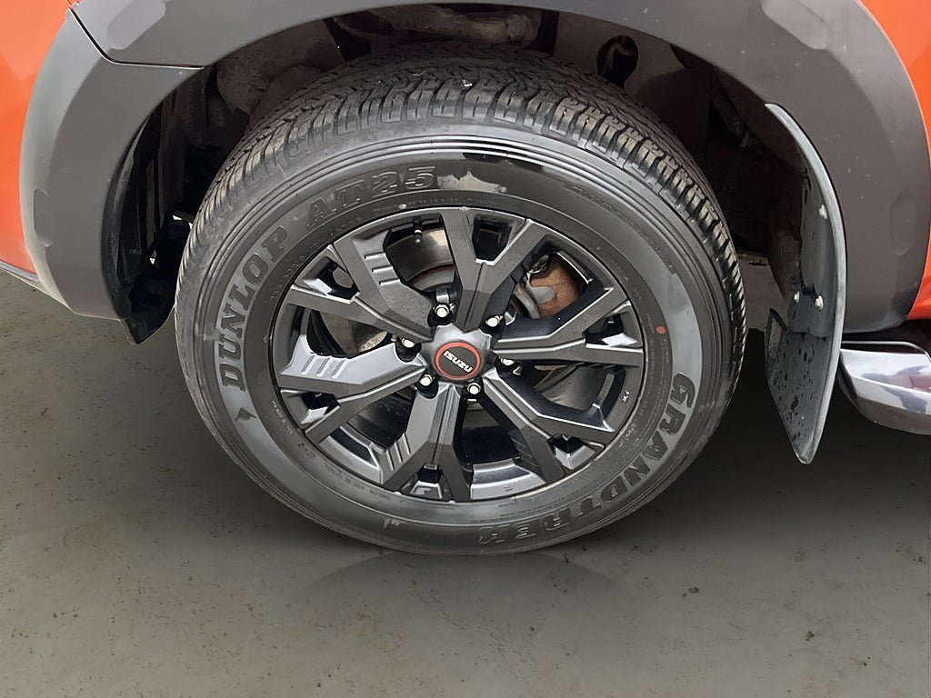 Vehicle Image 33