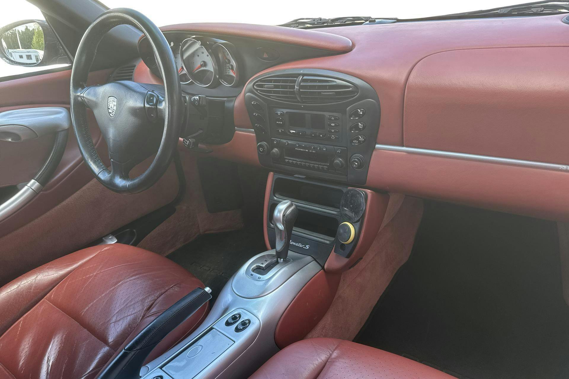 Vehicle Image 9
