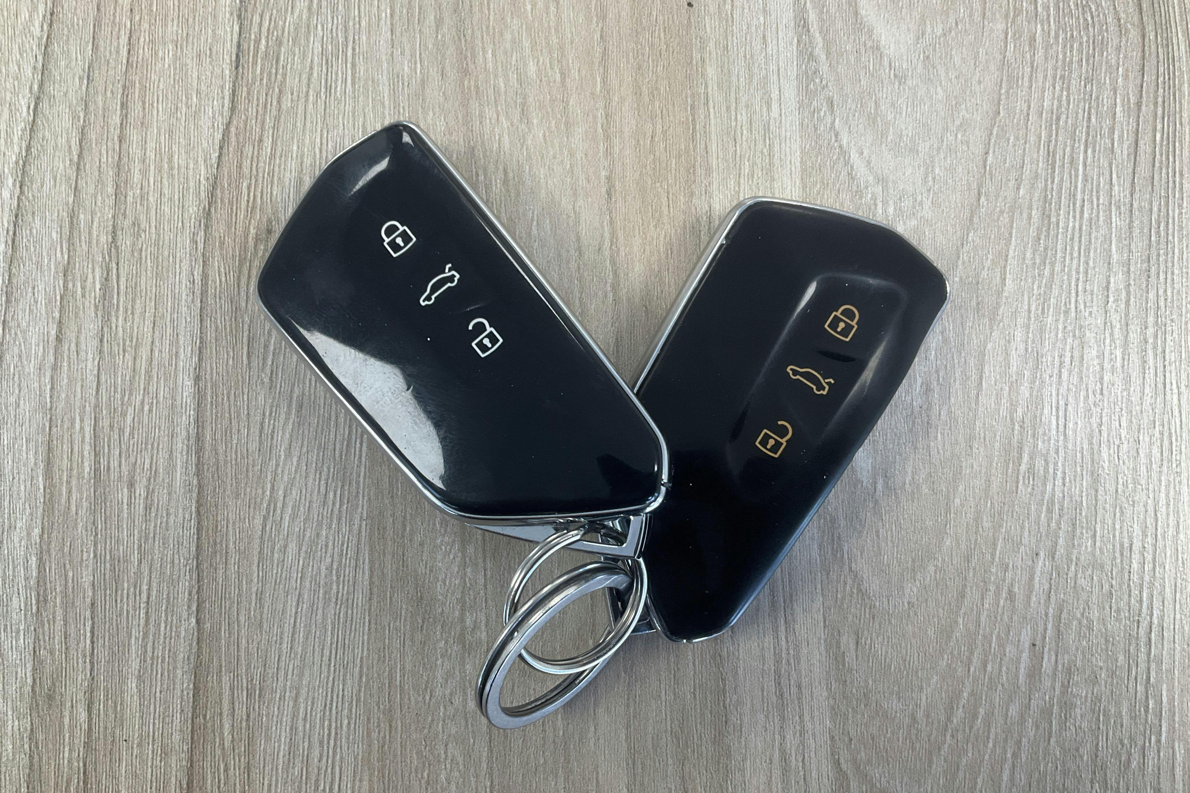 Vehicle Image 14