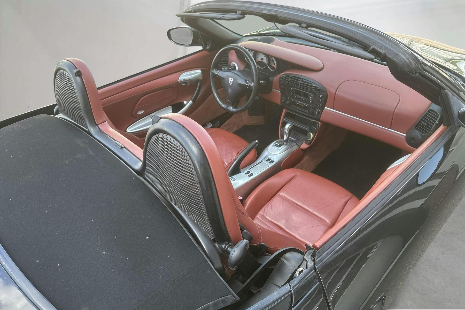 Vehicle Image 14