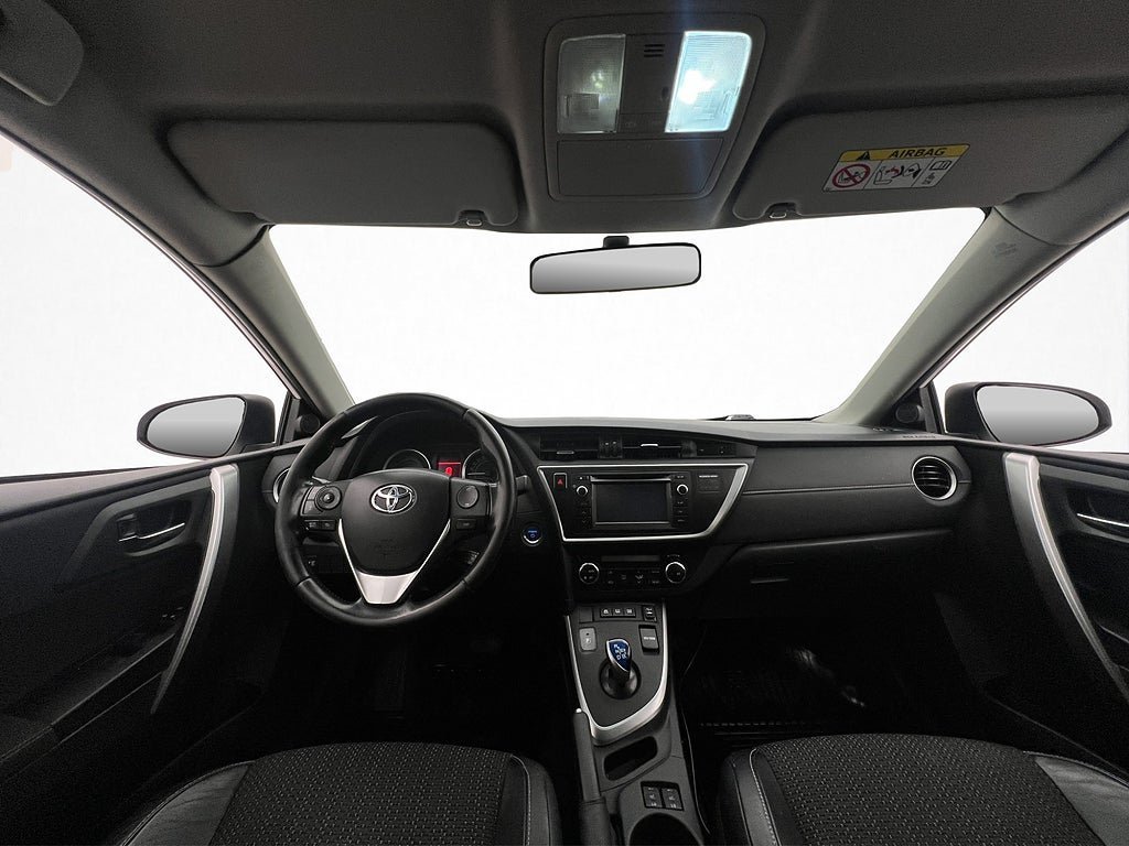 Vehicle Image 14