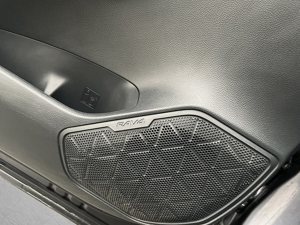 Vehicle Image 33