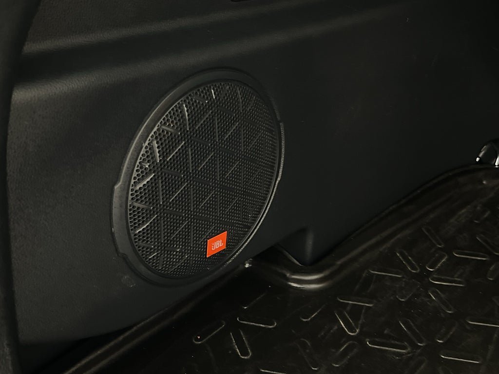 Vehicle Image 35