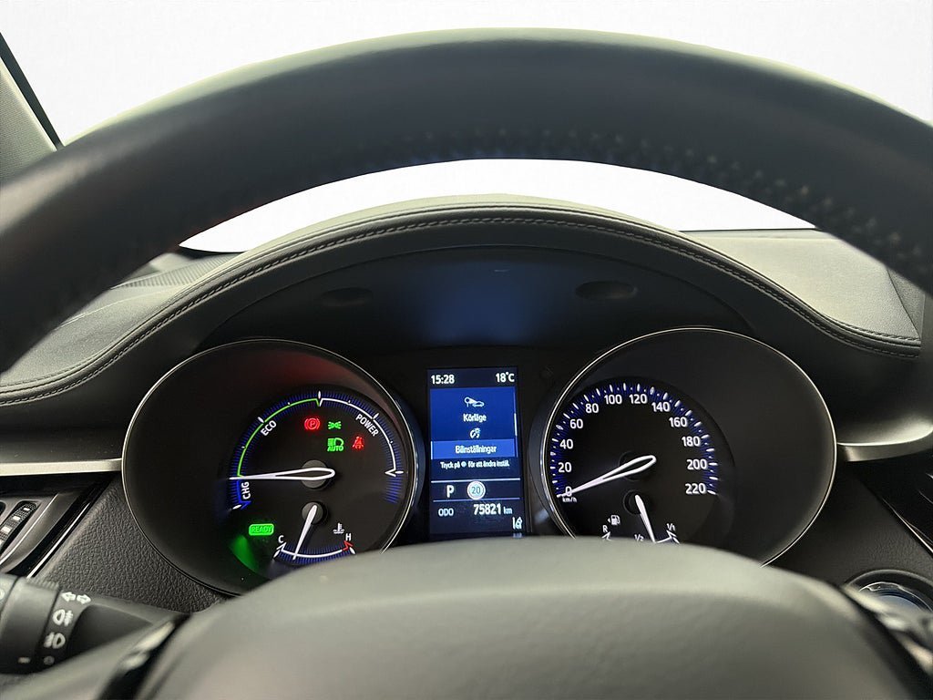 Vehicle Image 15