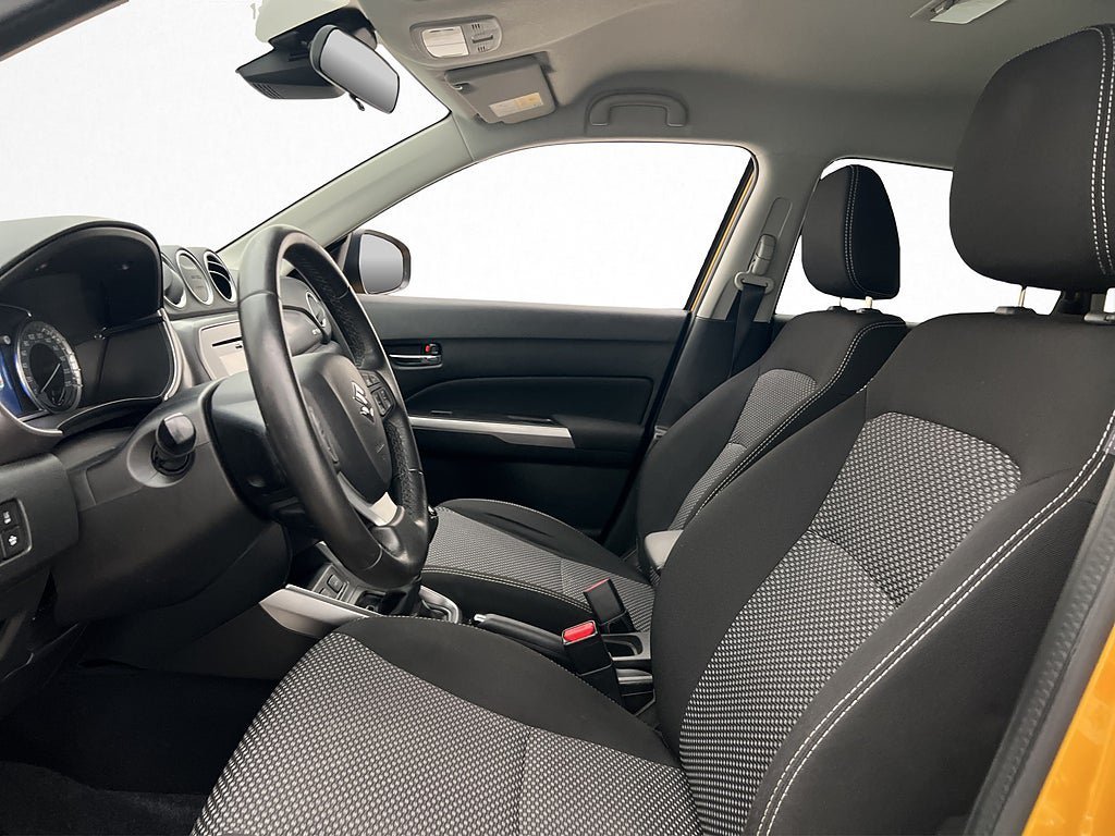 Vehicle Image 11