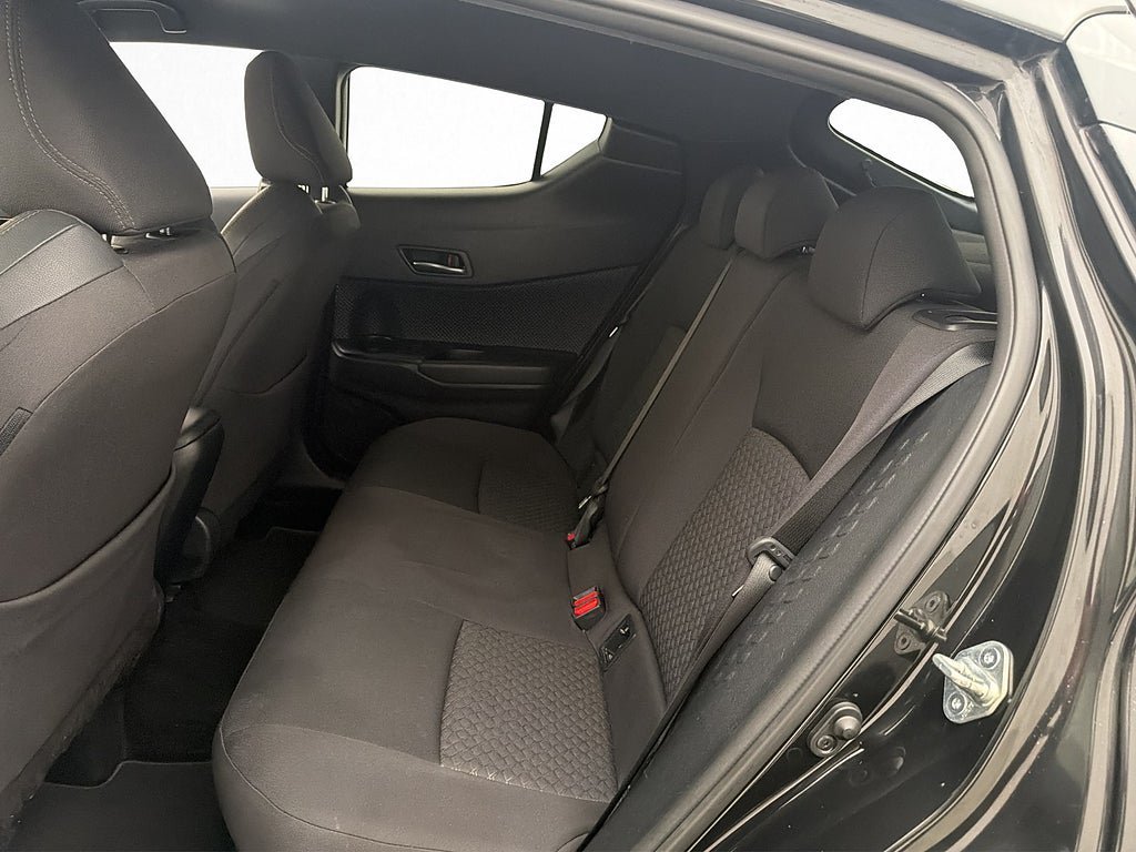 Vehicle Image 21