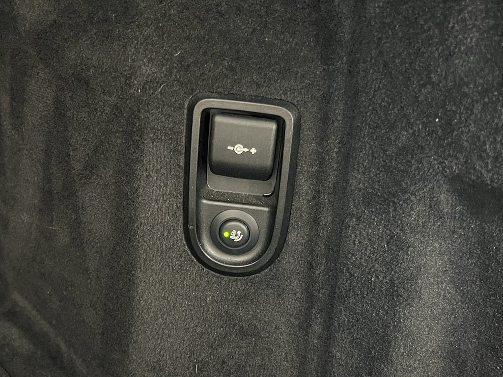 Vehicle Image 29