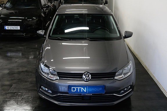 Vehicle Image 6