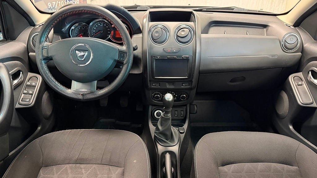 Vehicle Image 11