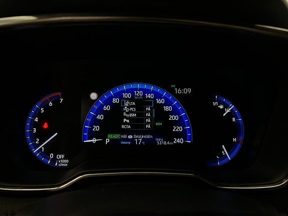 Vehicle Image 17