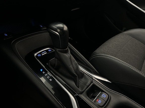Vehicle Image 24