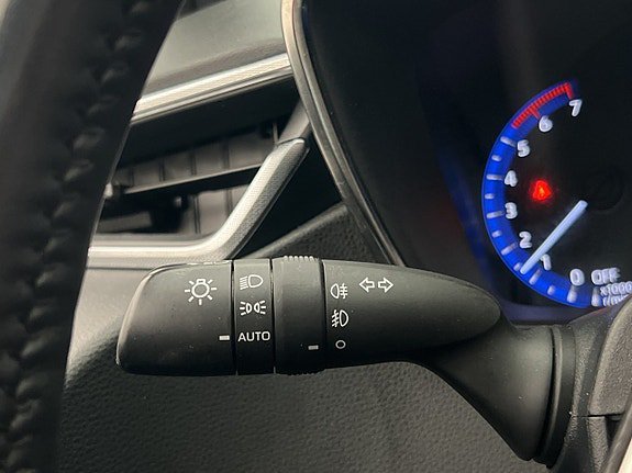 Vehicle Image 28