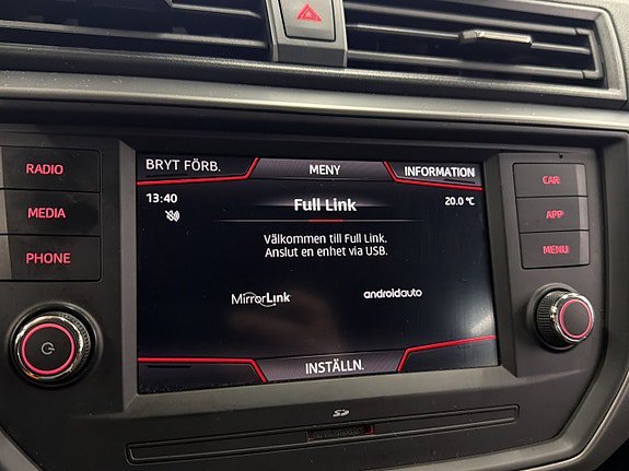 Vehicle Image 21