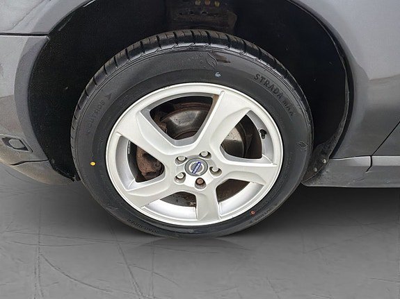 Vehicle Image 27