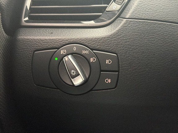 Vehicle Image 29