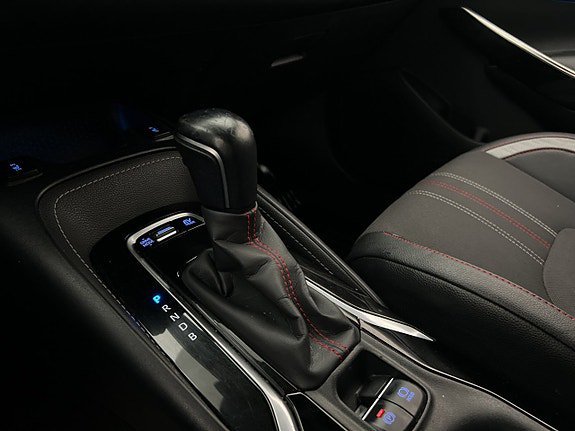 Vehicle Image 21