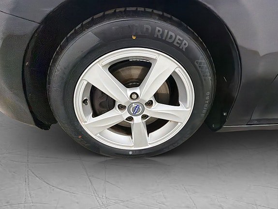 Vehicle Image 24