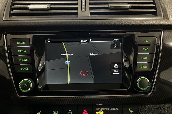 Vehicle Image 16