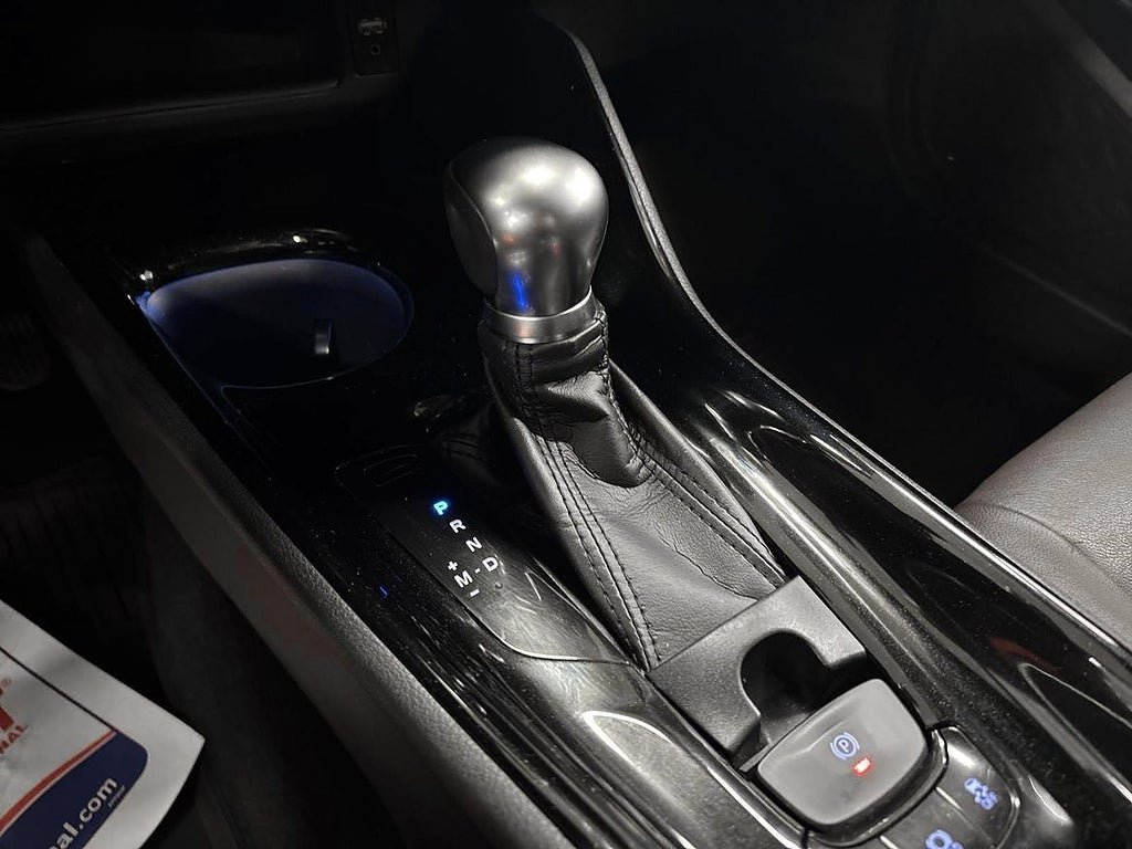 Vehicle Image 18