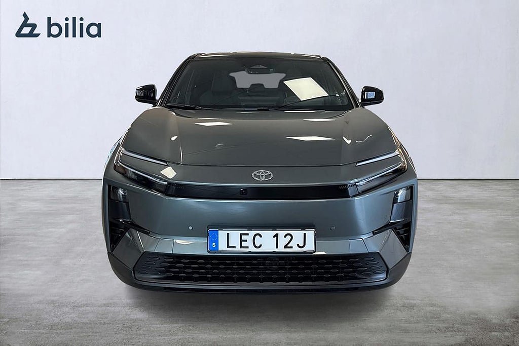 Vehicle Image 6