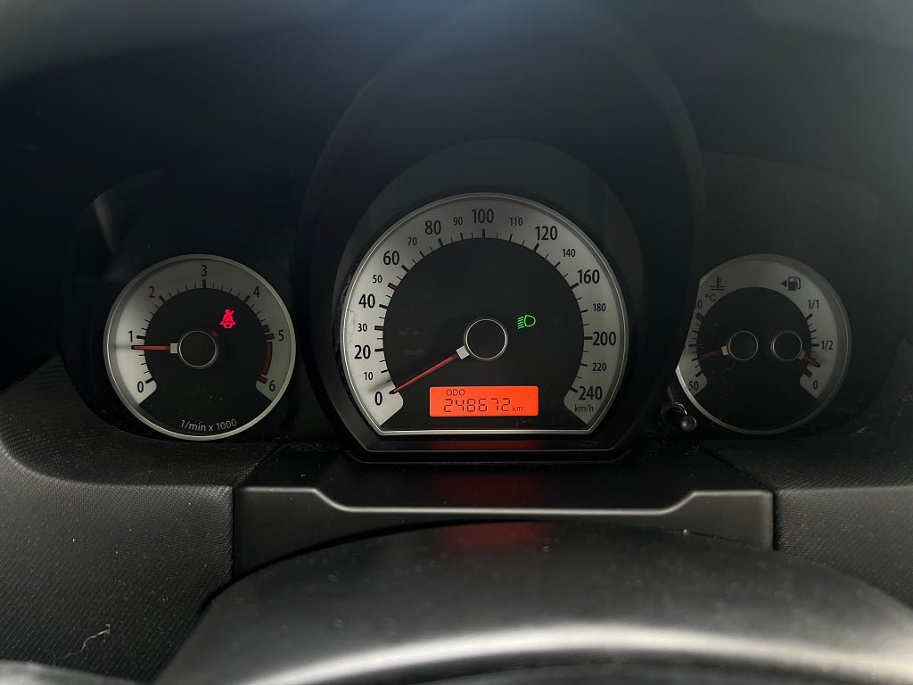Vehicle Image 15