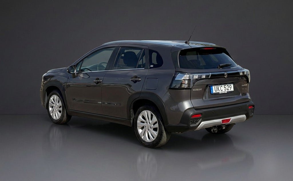 Vehicle Image 5
