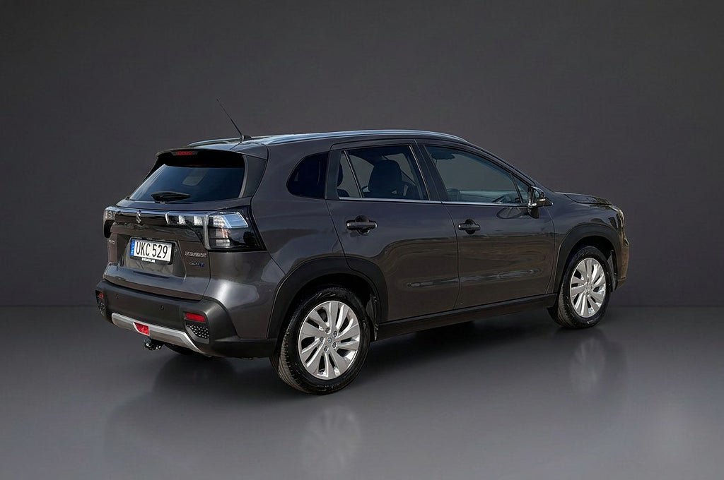 Vehicle Image 6